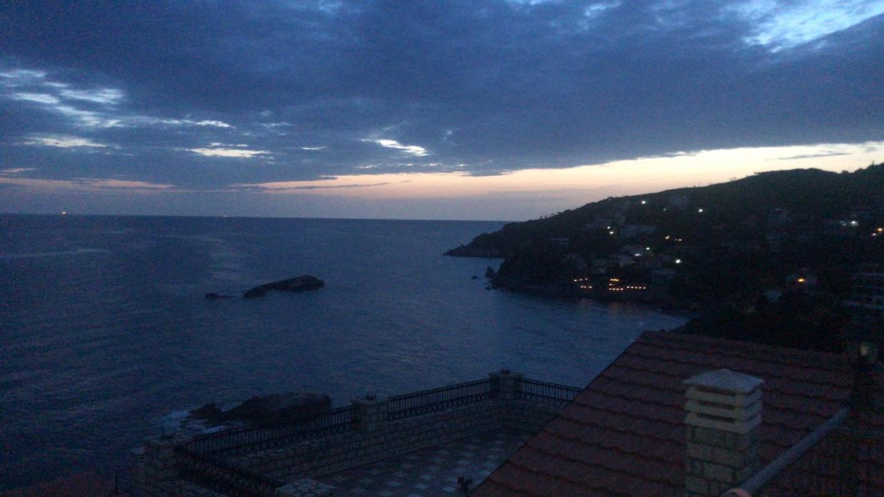 Apartments Gusar Ulcinj Exterior photo