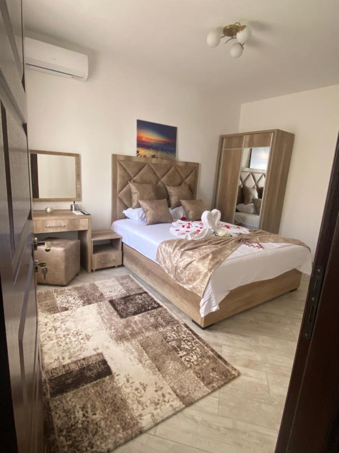 Apartments Gusar Ulcinj Exterior photo