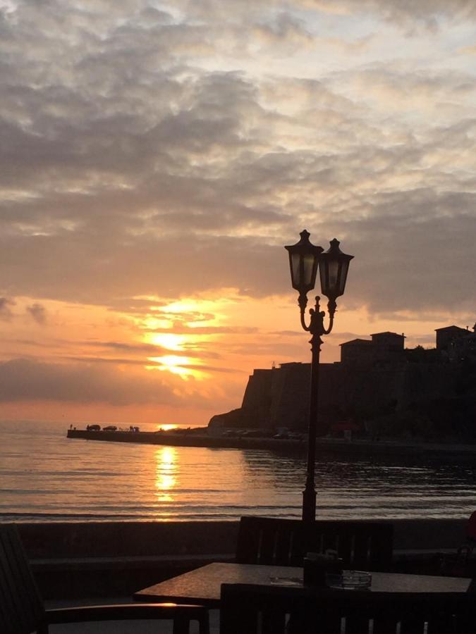 Apartments Gusar Ulcinj Exterior photo