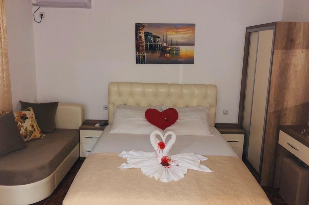 Apartments Gusar Ulcinj Exterior photo